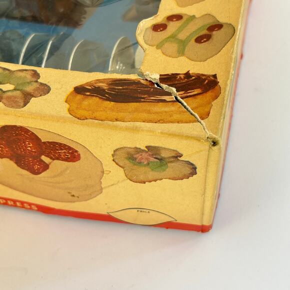 Mirro Cooky Pastry Press Set w/ 20 Discs Tips & Booklet in Box Copper Ends - Picture 8 of 8